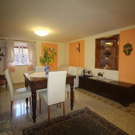 Semesterbostad Casa Mary